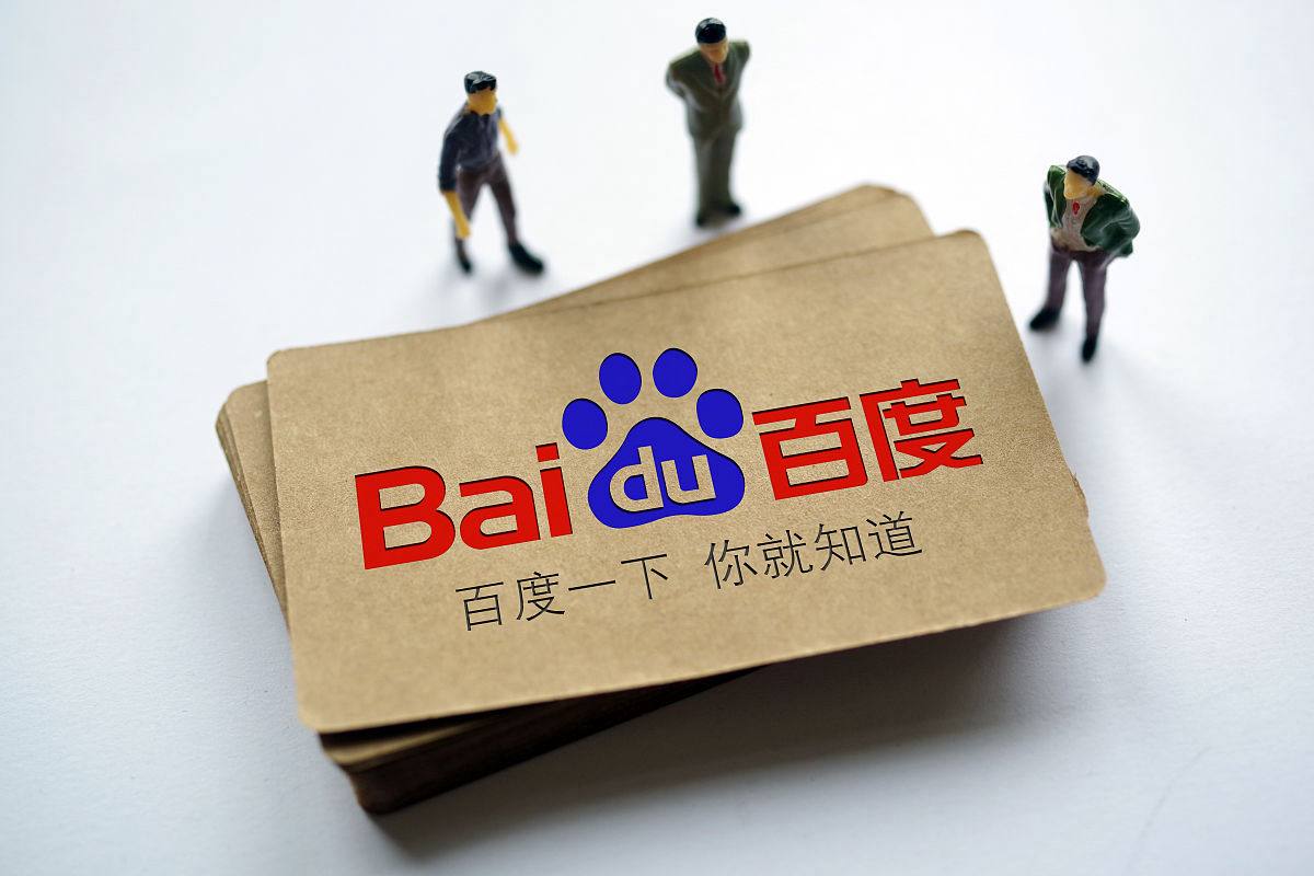 楼下水道堵死竟掏出米树根